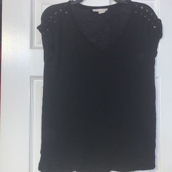 Pink republic black short sleeve lace shoulder top size medium rounded bottom - Picture 1 of 7